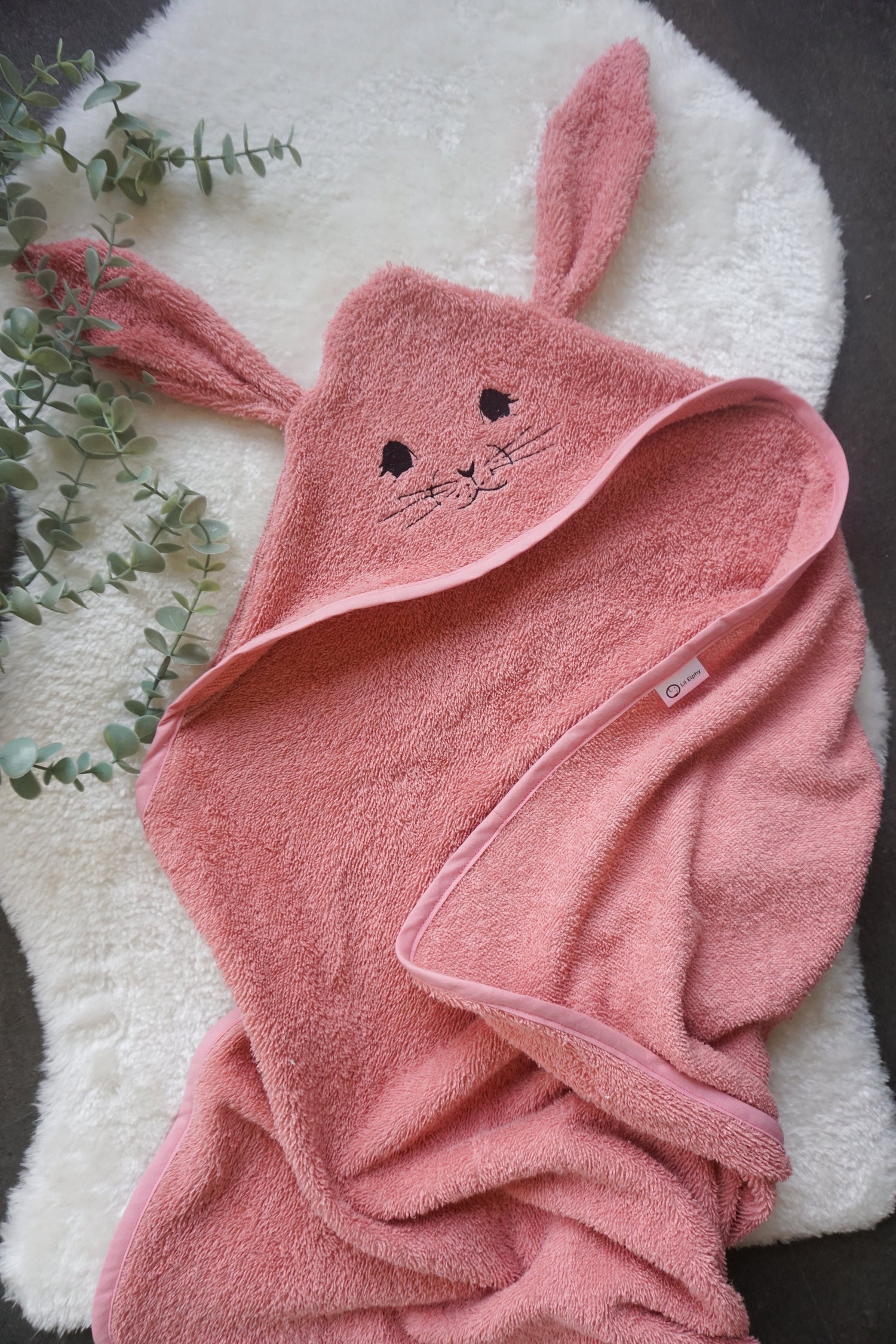 Brisača s kapuco – zajček