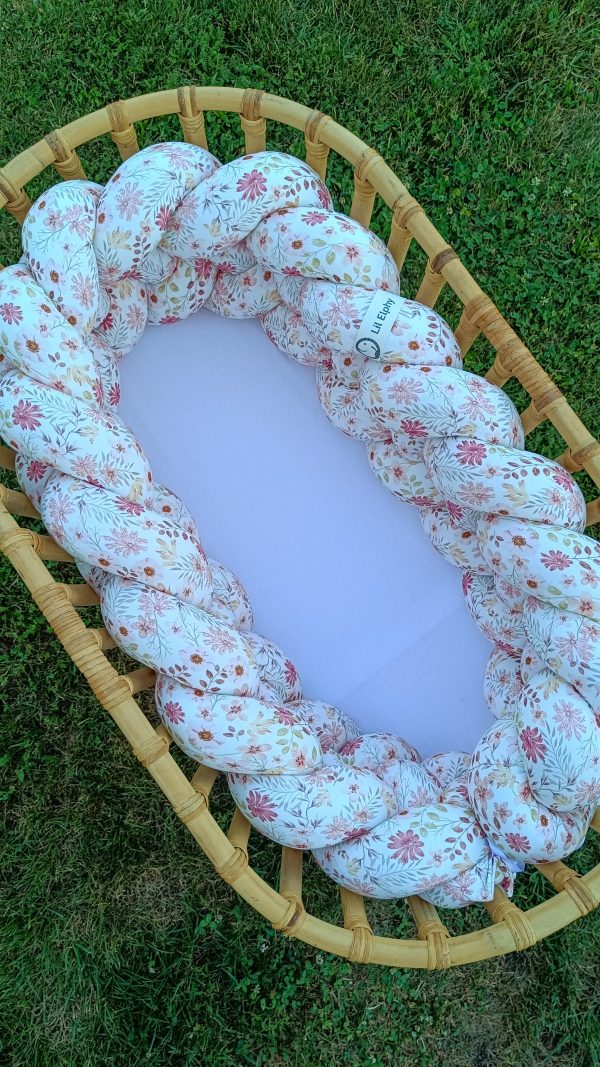 Obposteljna obroba pletenica – vzorec cvetje