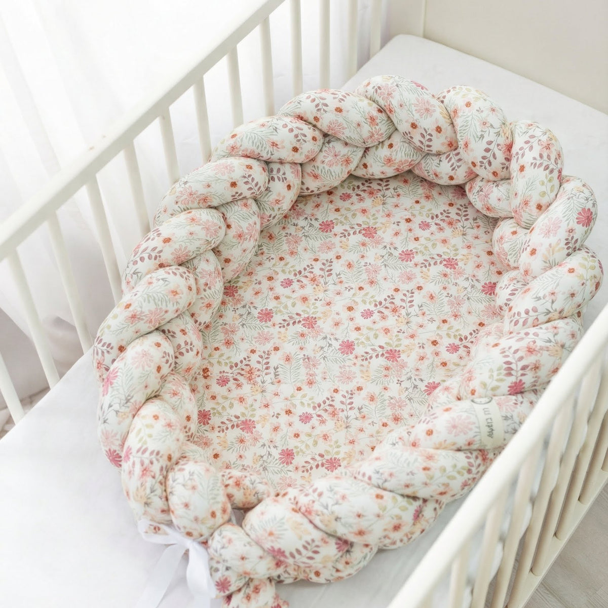 Gnezdece 2v1 – vzorec cvetje