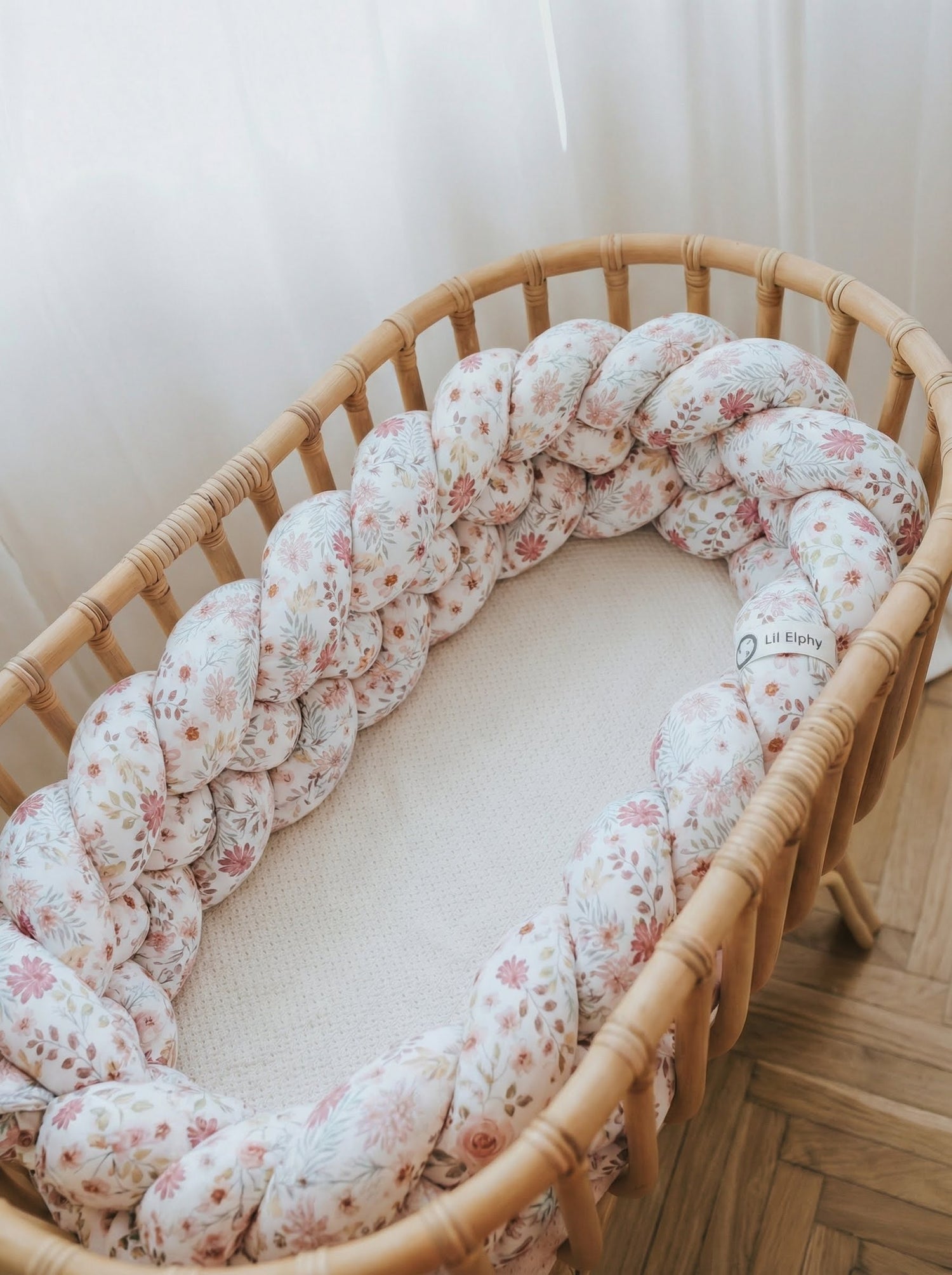 Obposteljna obroba pletenica – vzorec cvetje