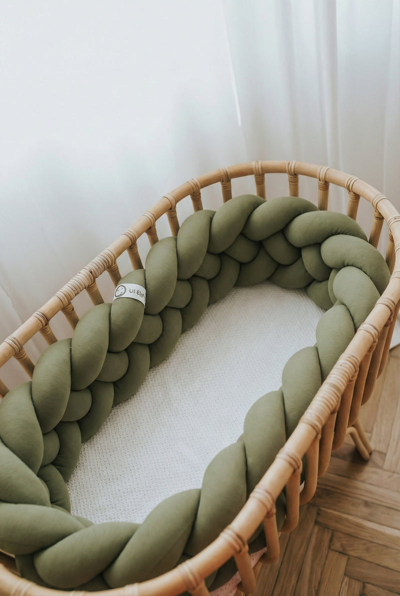 Obposteljna obroba pletenica – olivno zelena